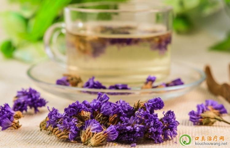 口臭預(yù)防的三個(gè)方法 口臭預(yù)防的三個(gè)方法