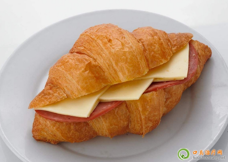 口臭可以吃火腿 口臭可以吃火腿