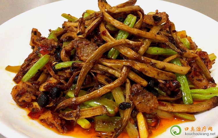 口臭可以吃柳松菇 口臭可以吃柳松菇